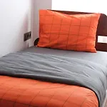 102- Intimate Home